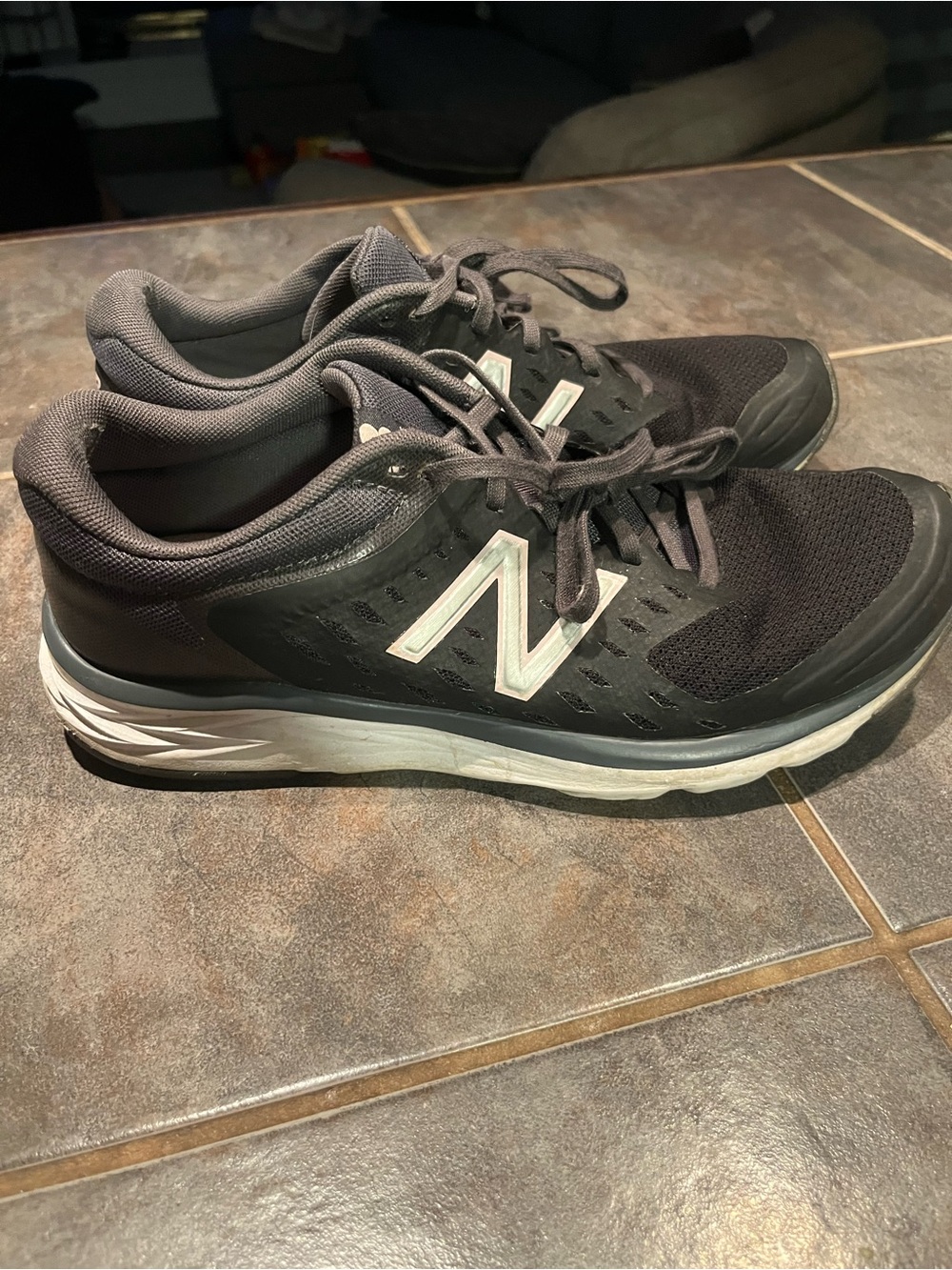 New Balance Women’s  Black Athletic Sneakers with White Accent- size 10